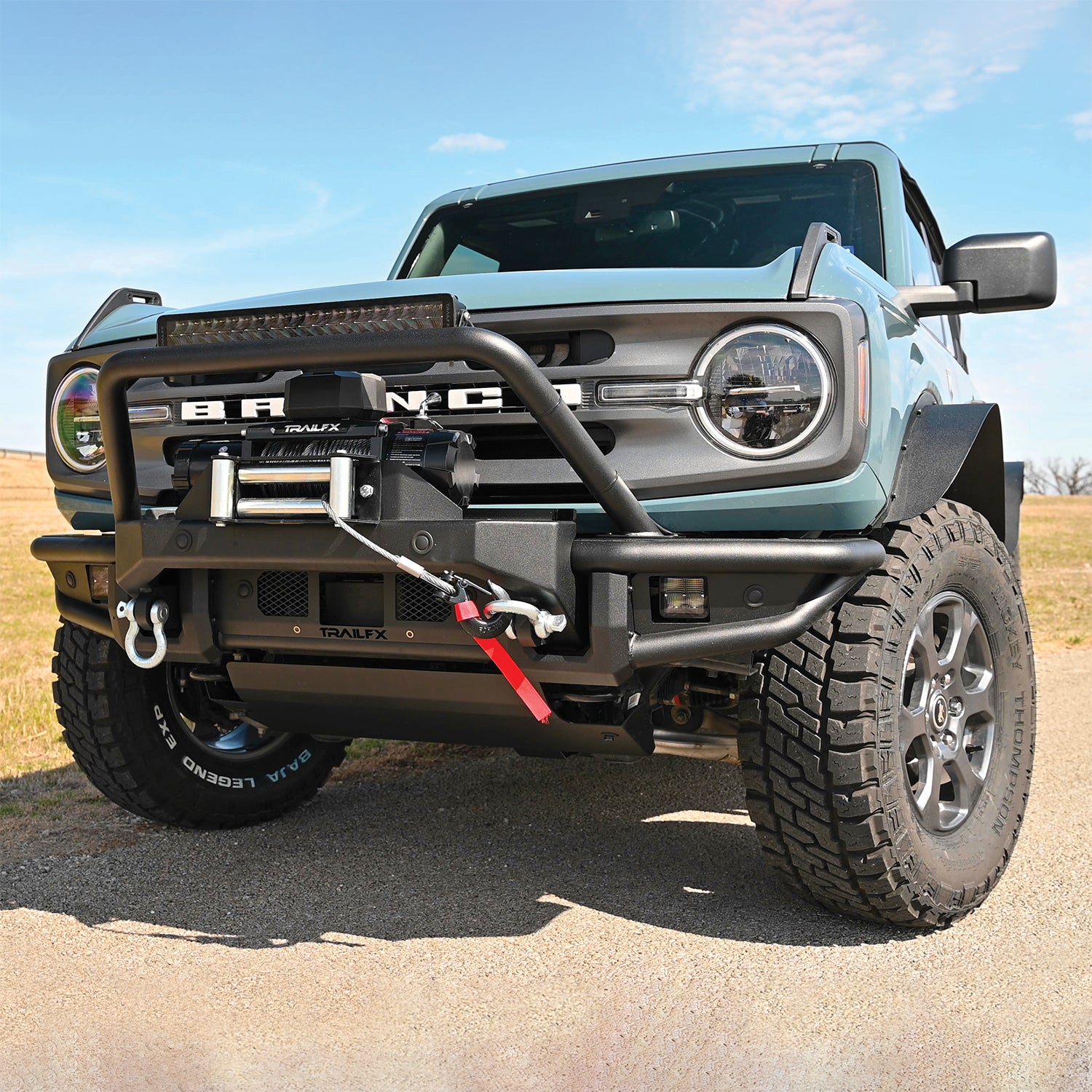 T83_BR002T_WM Front Bumper for Bronco_1.jpg